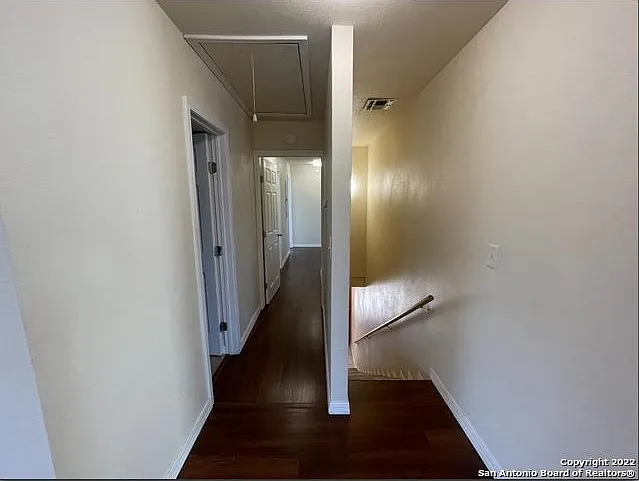 3 bed, 1800 sqft, $1,500 — Photo 4