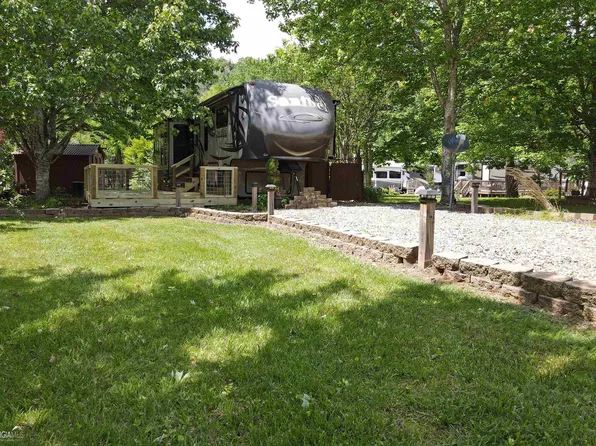 209 Cedar Mountain Trout Farm Rd, Blairsville, GA 30512