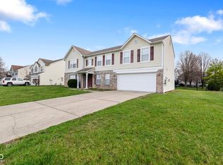 665 Hummingbird Ln, Whiteland, IN 46184
