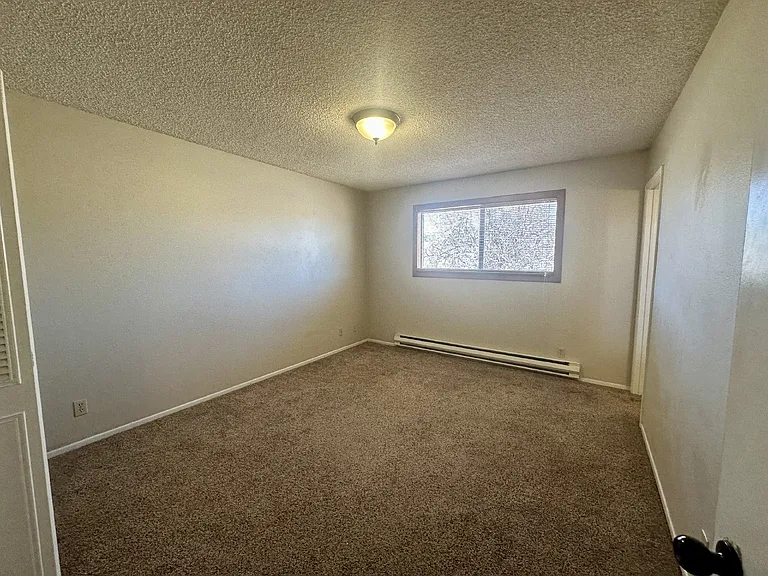366 W Tamarack Ln — Photo 13