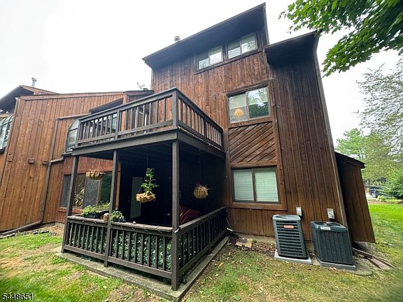 4th image of 7 Pevero Dr BLDG 7 #8
