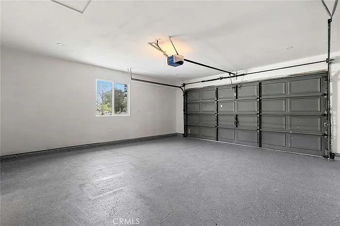 1725 W Harvard St — Photo 20