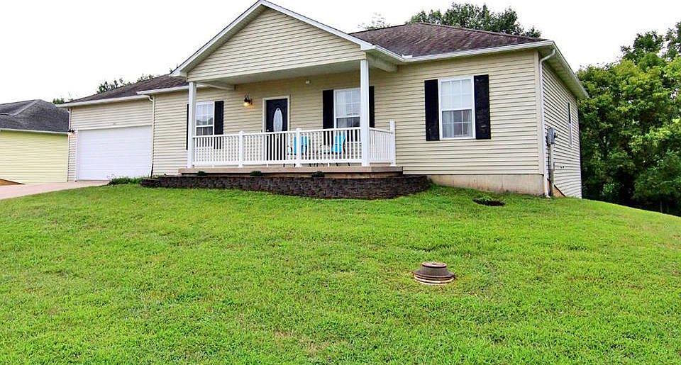 1st image of 607 Oak Meadow Dr