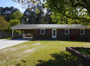 1306 Bobolink Rd, Sanford, NC 27330