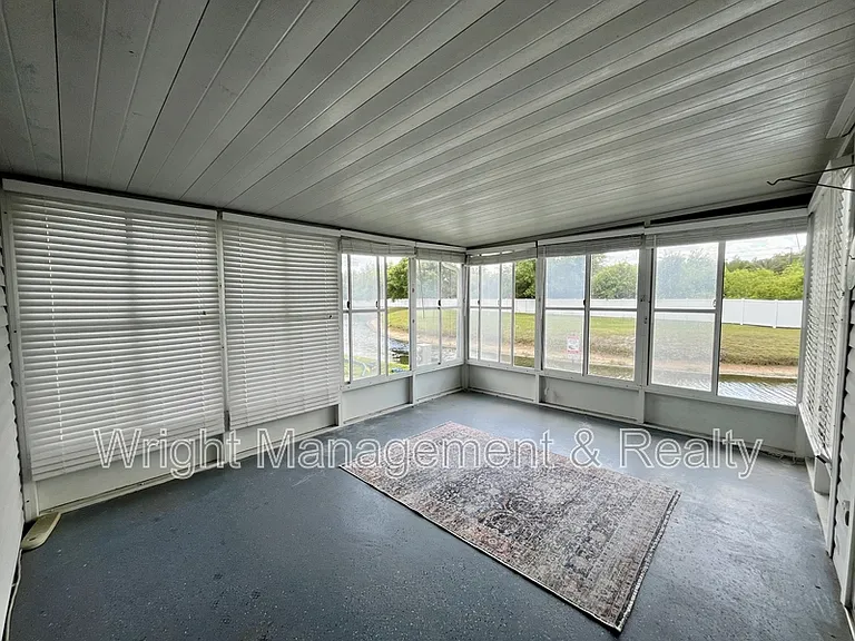 10614 Hayden Ave — Photo 7