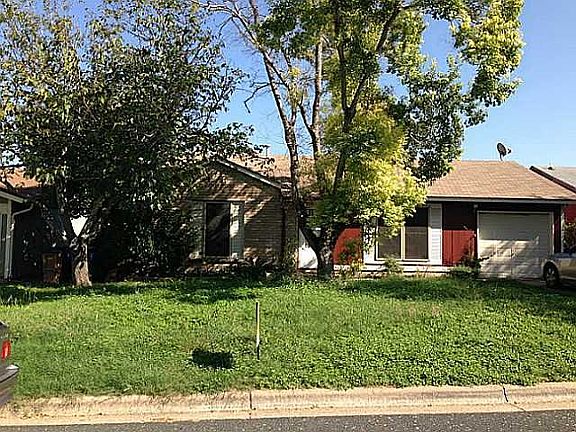 2nd image of 7319 Lake Charles Dr