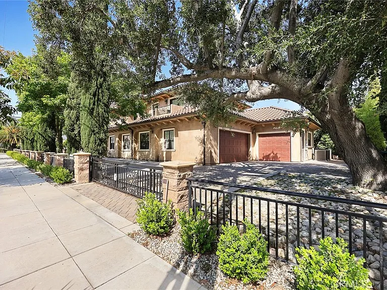 536 W Camino Real Ave — Photo 57