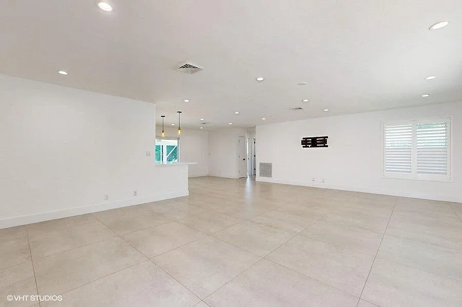 3 bed, 2.0 bath, 1783 sqft, $7,000 — Photo 4