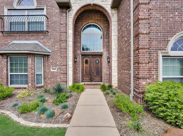 1810 Coyote Ct, Midlothian, TX 76065