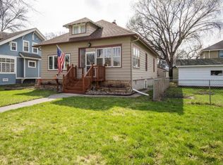 1007 6th St S, Fargo, ND 58103