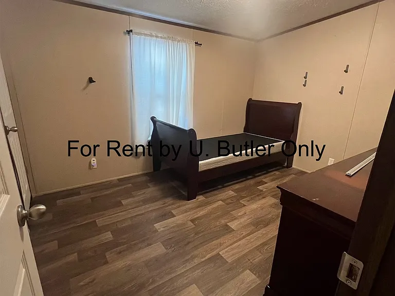 1505 Reese Rd — Photo 5
