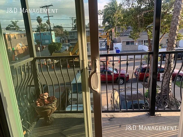 2664 Magnolia Ave #3 — Photo 12