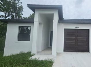 4737 14th St SW, Lehigh Acres, FL 33973