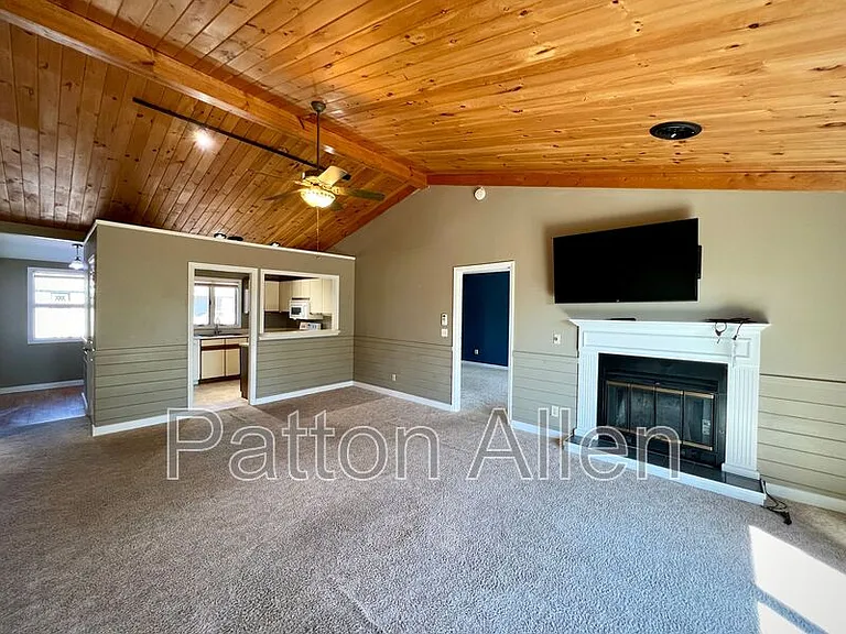 494 Windswept Dr — Photo 4