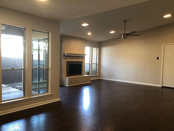 2nd image of 10628 Pagewood Dr