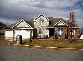 2005 E Whitney Way