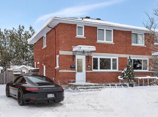 674 Hastings Ave, Ottawa, ON K1G1N1