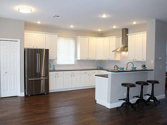 5th image of 7939 Wexford Dr