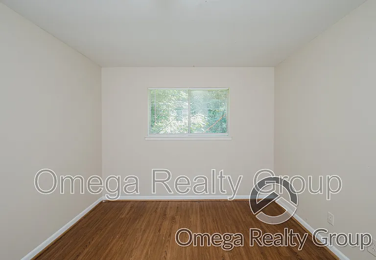 139 Foust Ct #129 — Photo 16