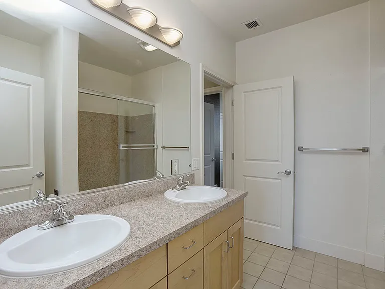 1574 Brunswig Ln #77 — Photo 8
