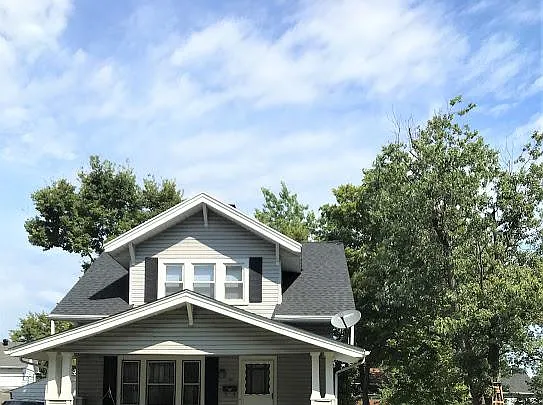 101 Knecht Dr photo 1