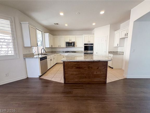 2nd image of 612 Tyler Ridge Ave