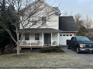 1800 Gardenspring Dr, Blacksburg, VA 24060