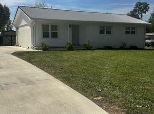307 Randall St, Lawrenceburg, TN 38464