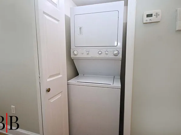 1039 East 86th Street image 13 of 22