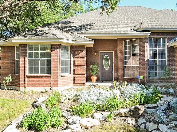 2nd image of 3913 Frisco Cir