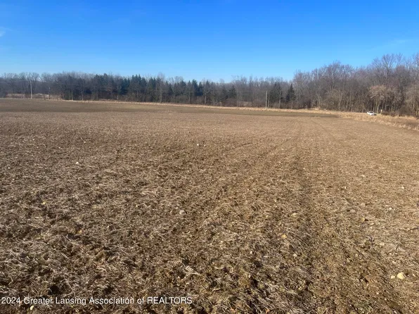 0 L Dr N, Marshall, MI 49068