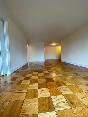 Rented by Bond New York | media 4