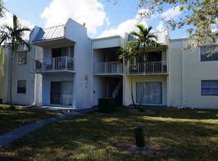 407 Executive Center Dr APT 208, West Palm Beach, FL 33401