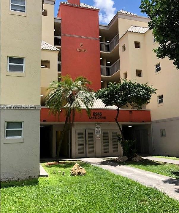 1st image of 8245 Lake Dr APT 108