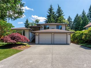 2208 139th Pl SE, Mill Creek, WA
