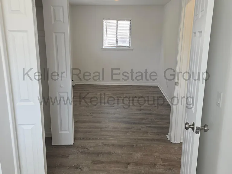 330 N Pine St #1 — Photo 6