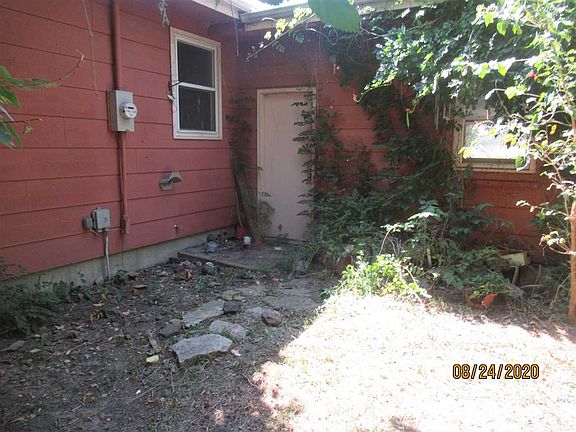 3rd image of 718 NW 7th St