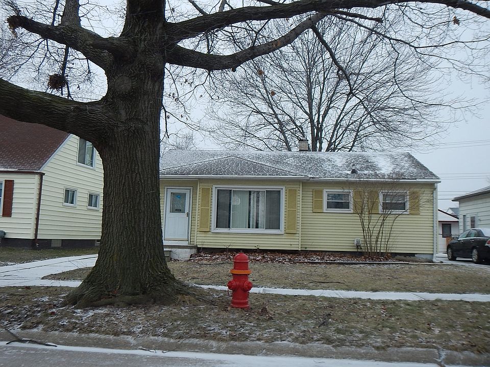 1st image of 29845 Commonwealth St