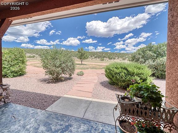 4th image of 2275 Dakota Ln
