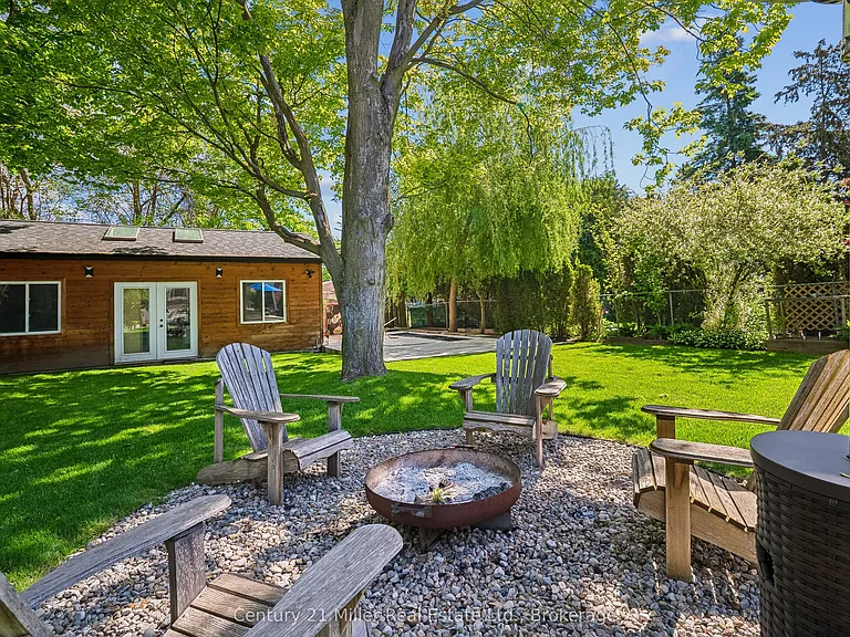 1583 Blanefield Rd — Photo 37