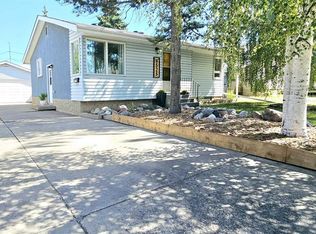 8525 W 95th St, Grande Prairie, AB T8V 3E4