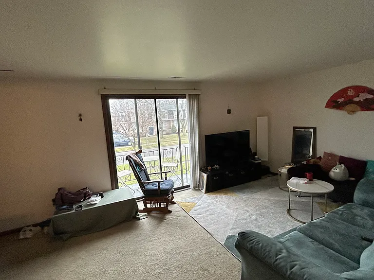 460 Emerson Dr #3 — Photo 6