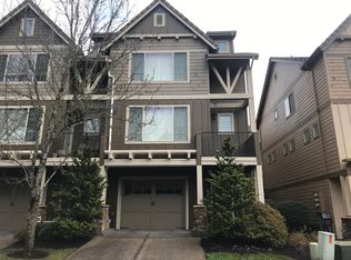 2044 NW Village Cir, Portland, OR 97229