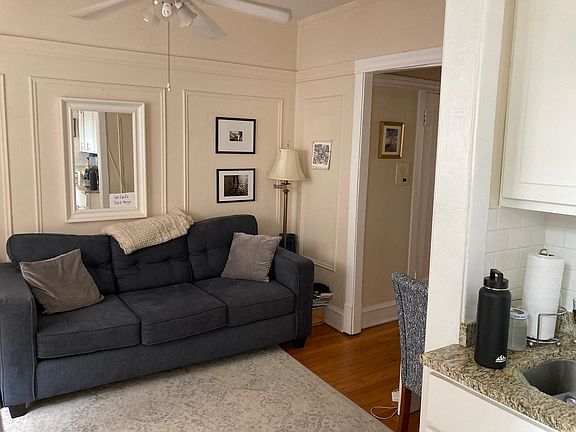 5th image of 632 W Arlington Pl APT 16