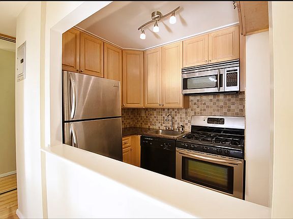 5th image of 23-22 30th Rd #11J