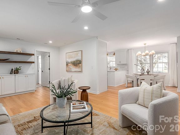 4th image of 5113 Seacroft Rd