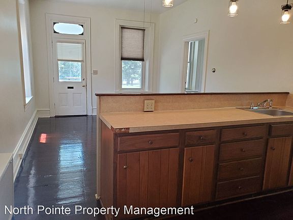 4th image of 130 N George St APT A