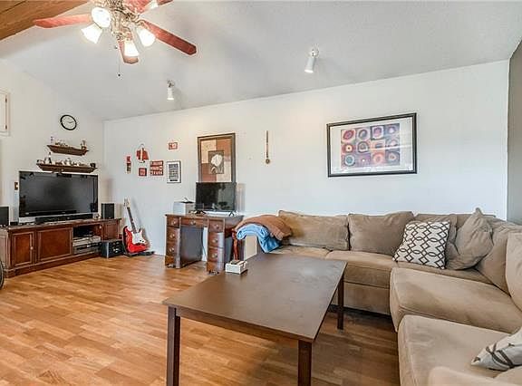 4th image of 9809 W Clarksboro Dr