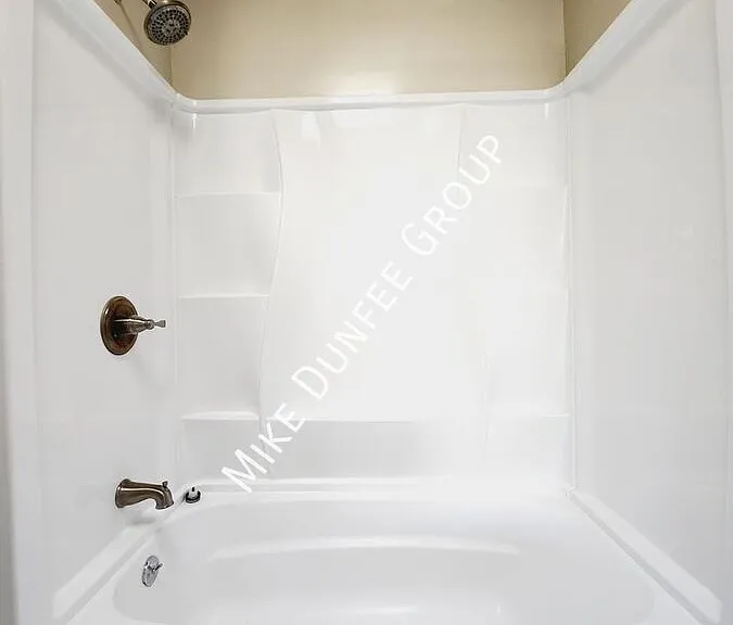 412 E 7th St #2 — Photo 12
