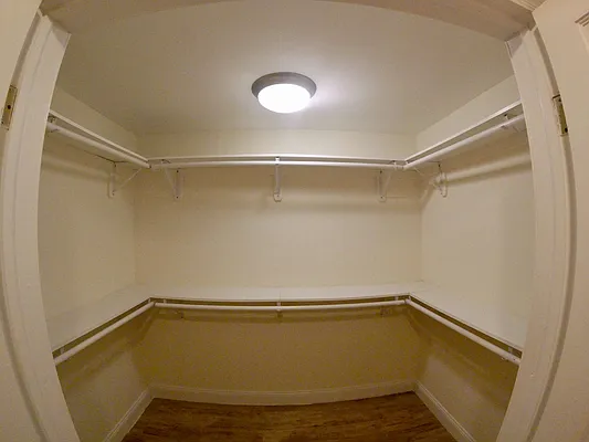 Rented by Avenues Real Estate | media 28